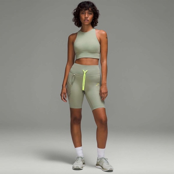 Lululemon - Cargo Super-High-Rise Hiking Short 8" - Laurel Green